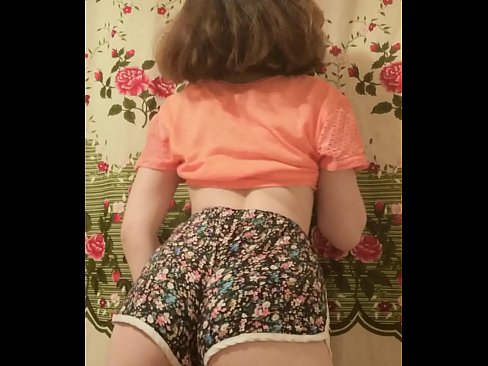 ❤️ Sexy nga bata nga bata nga naghubo sa iyang shorts sa camera ❤️ kualidad nga porn sa amon ❌️